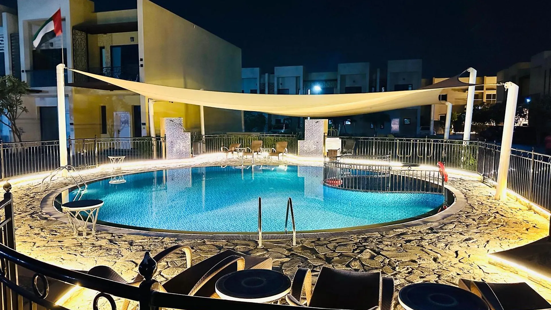 Spacious 3Br Townhouse Villa Dubai United Arab Emirates